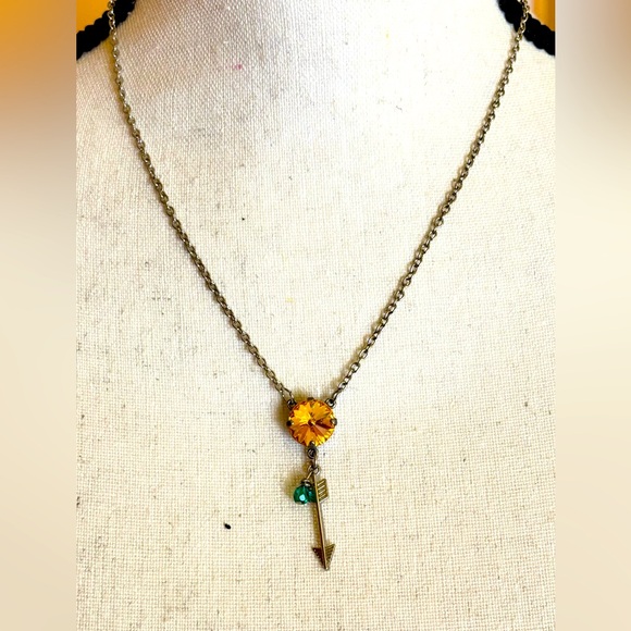 Gold and Green Arrow Pendant Necklace with Swarovski Crystals -NWT - Picture 1 of 5
